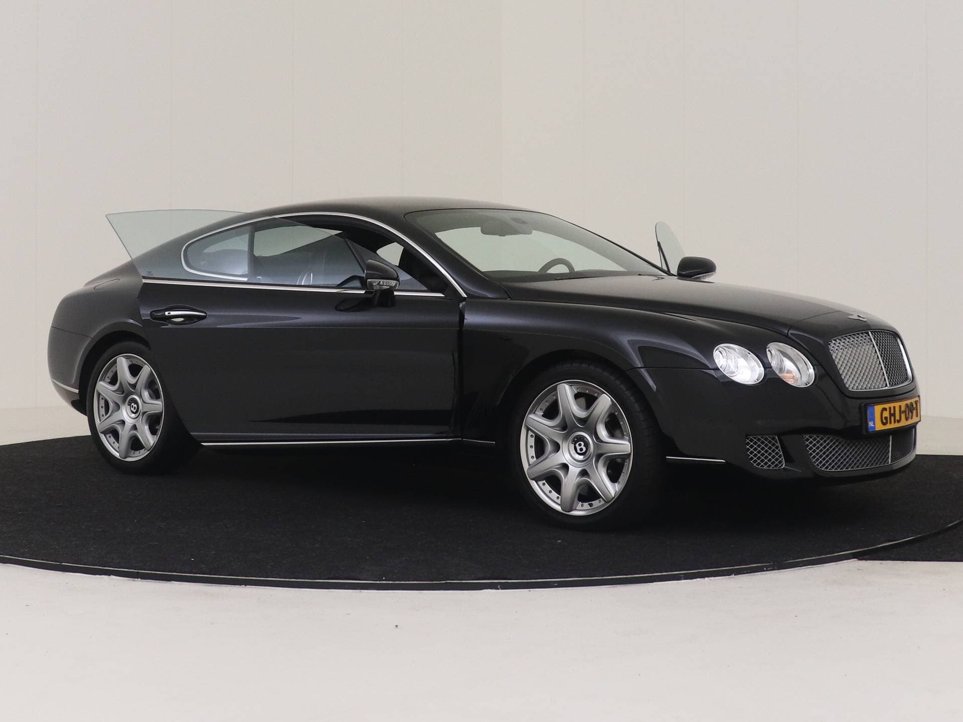Bentley Continental GT - Afbeelding 1