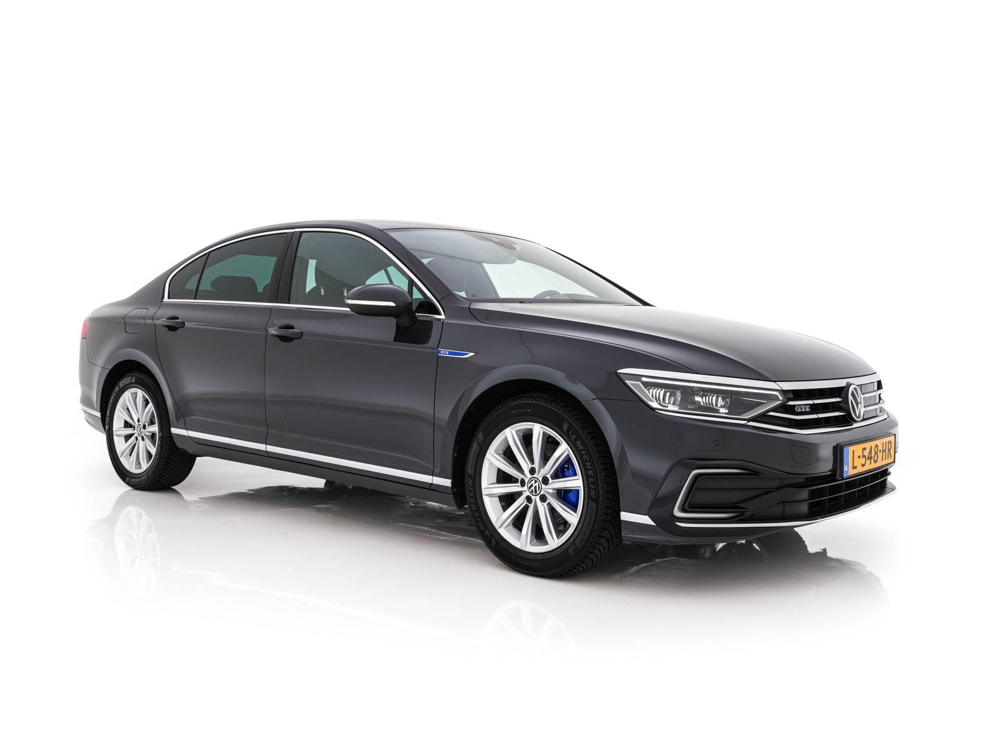 Volkswagen Passat - Afbeelding 1