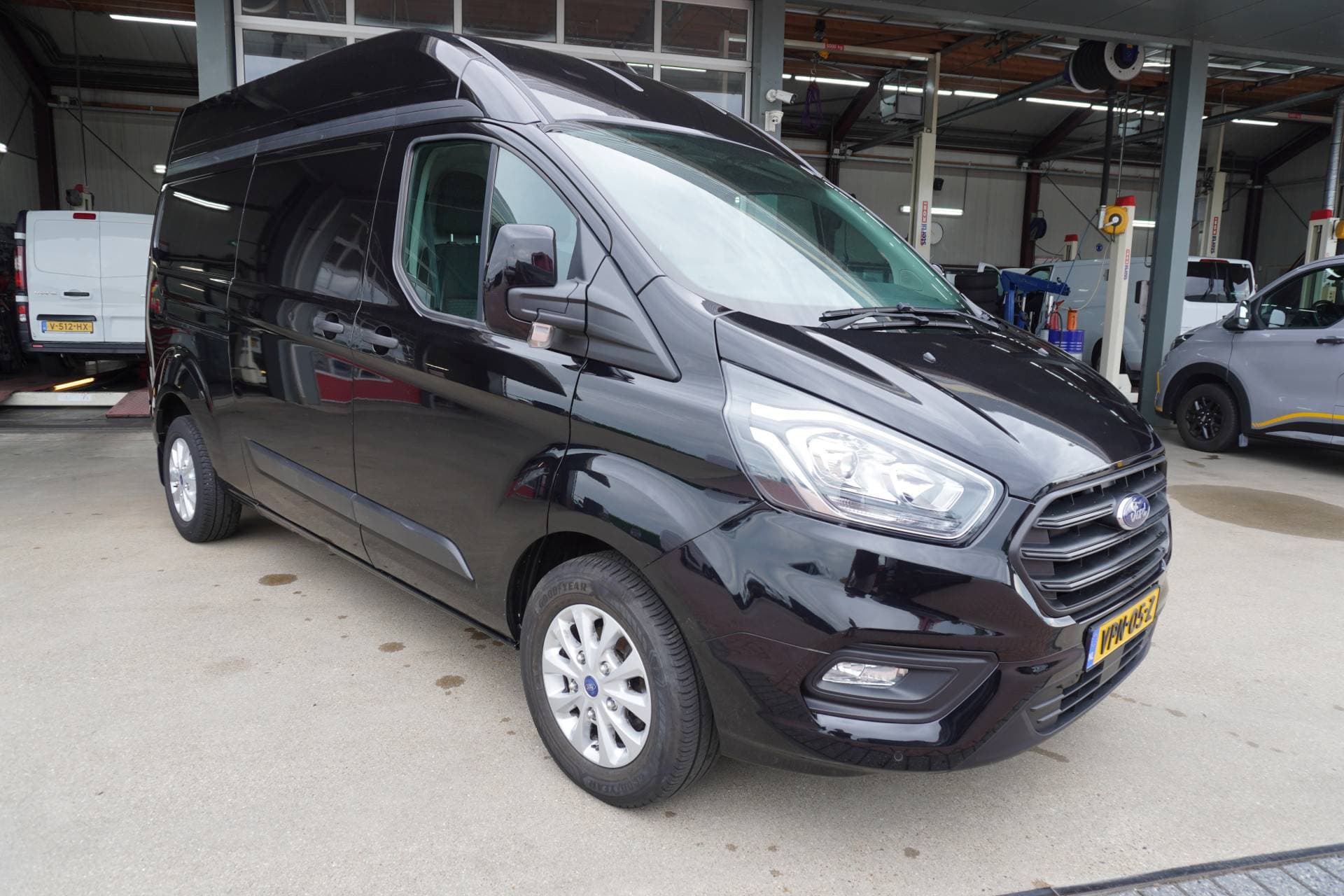 Ford Transit Custom - Afbeelding 1
