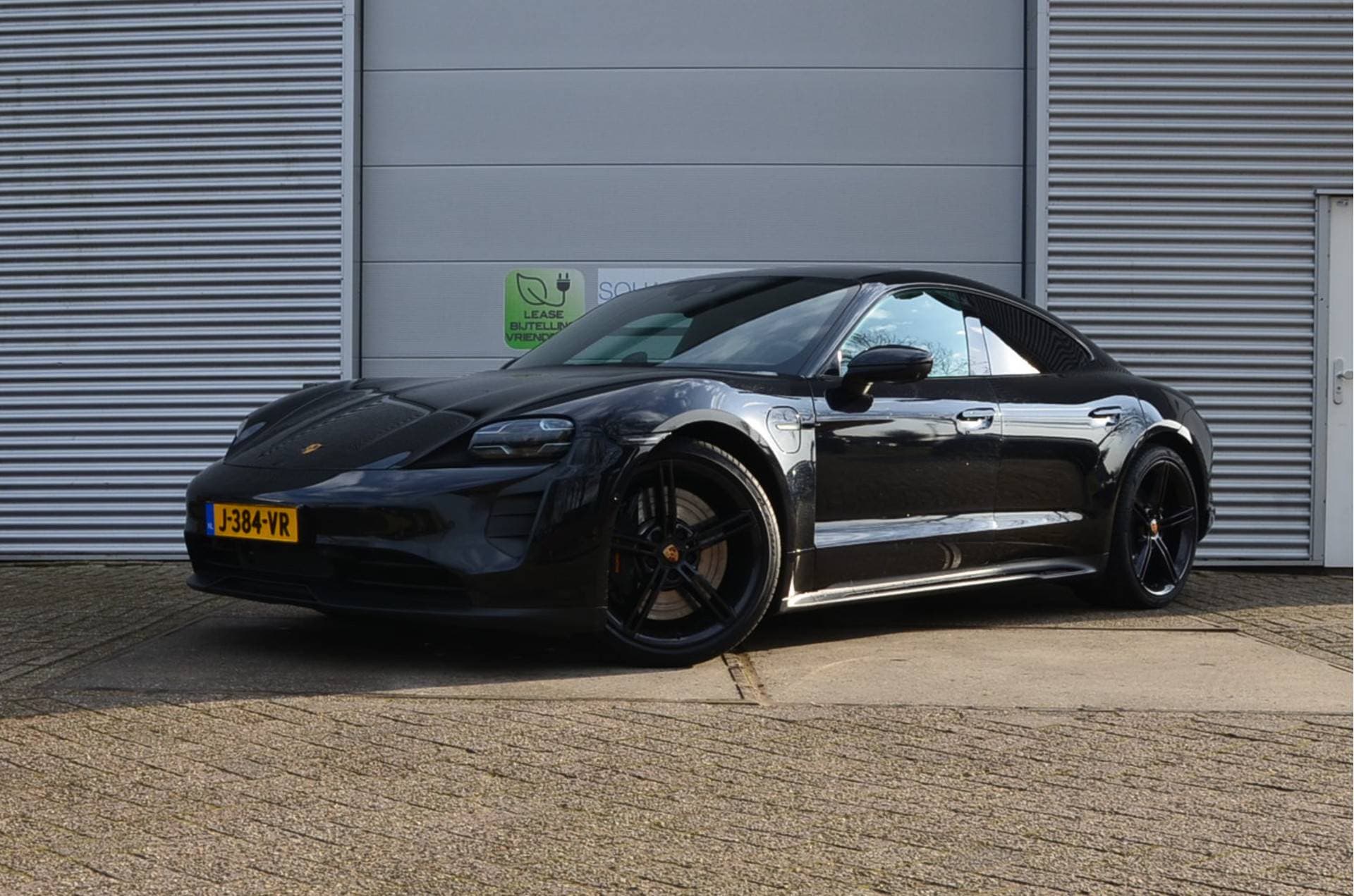 Porsche Taycan - Afbeelding 1
