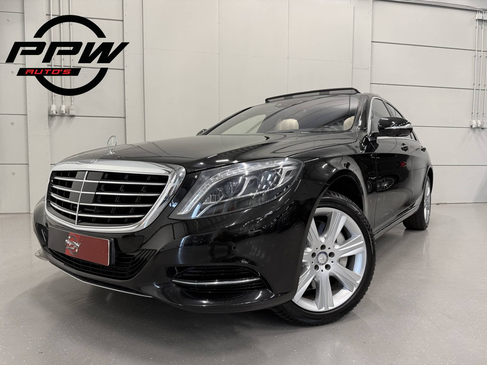 Mercedes-Benz S-Klasse - Afbeelding 1