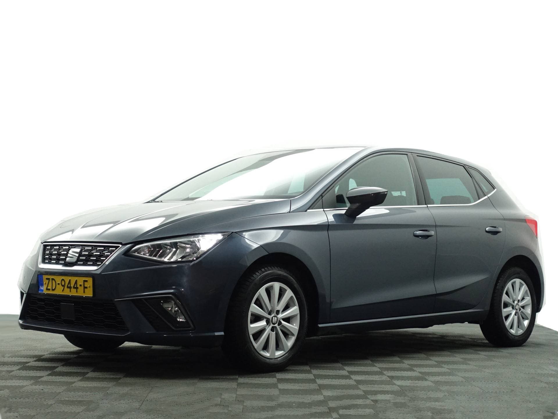 SEAT Ibiza - Afbeelding 1