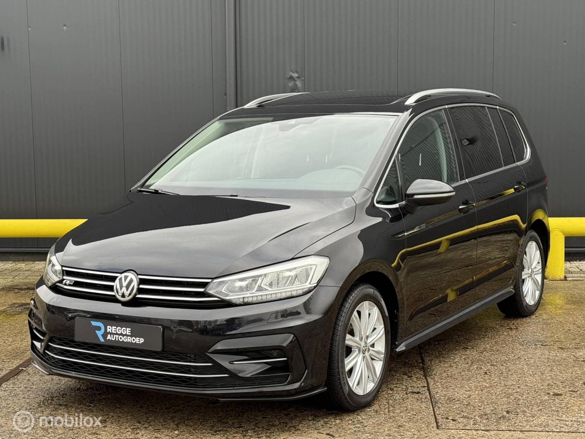 Volkswagen Touran - Afbeelding 1